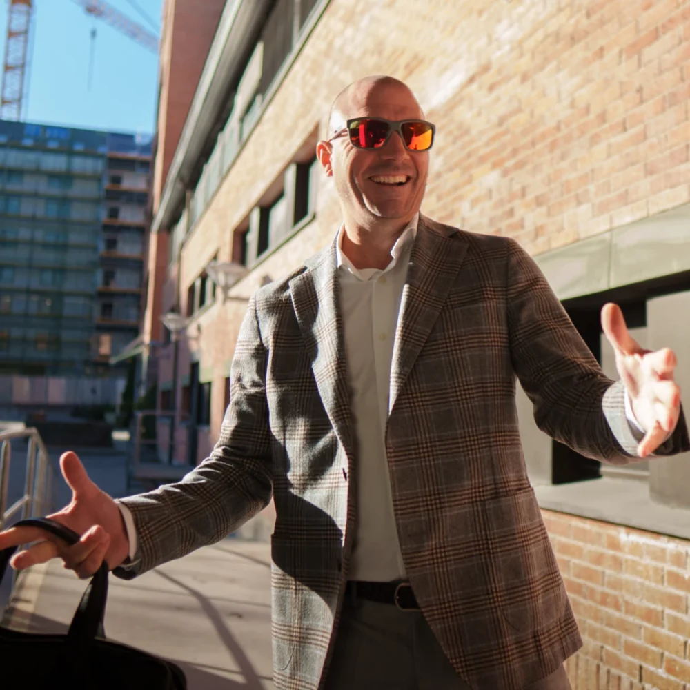 half-image-happy-boss-21
